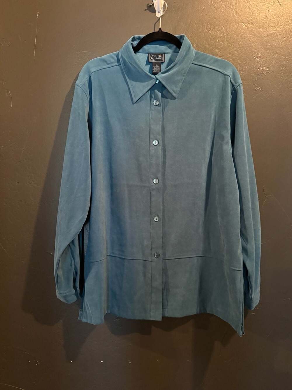 Jane & Ashley Women's Faux Suede Button Down Shirt Teal Size Medium